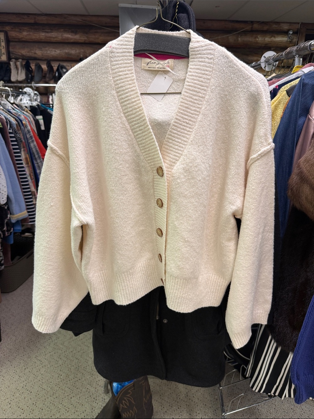 😍XS NWOT Free People Cream Button-Front V-Neck Cardigan